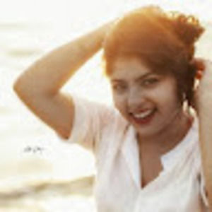 Meet your Posher, Ria